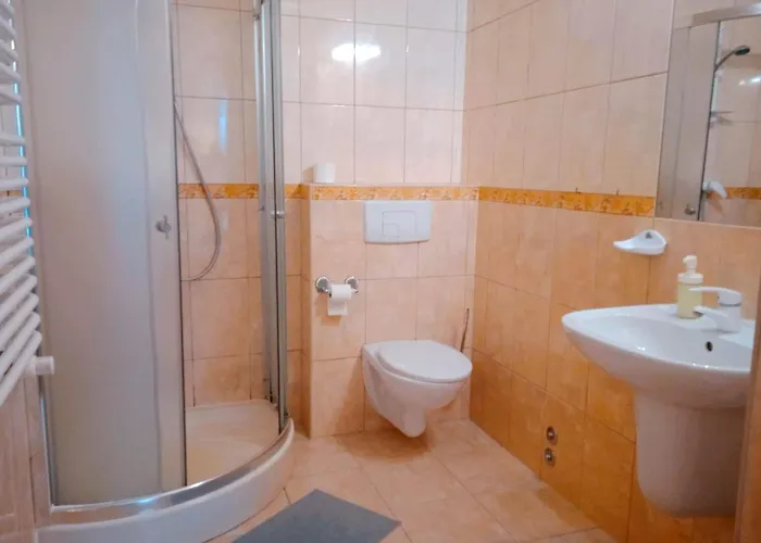 לינה וארוחת בוקר I Goscinne Nowita